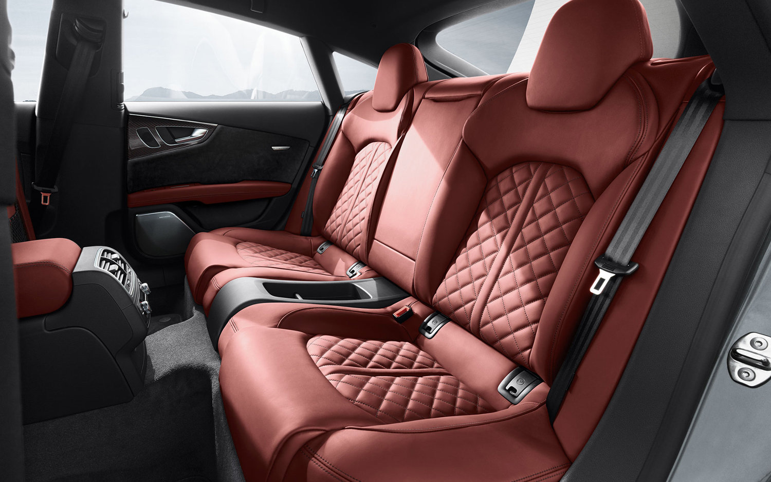 Comparison Audi S7 Prestige Quattro 2018 Vs Bmw M5